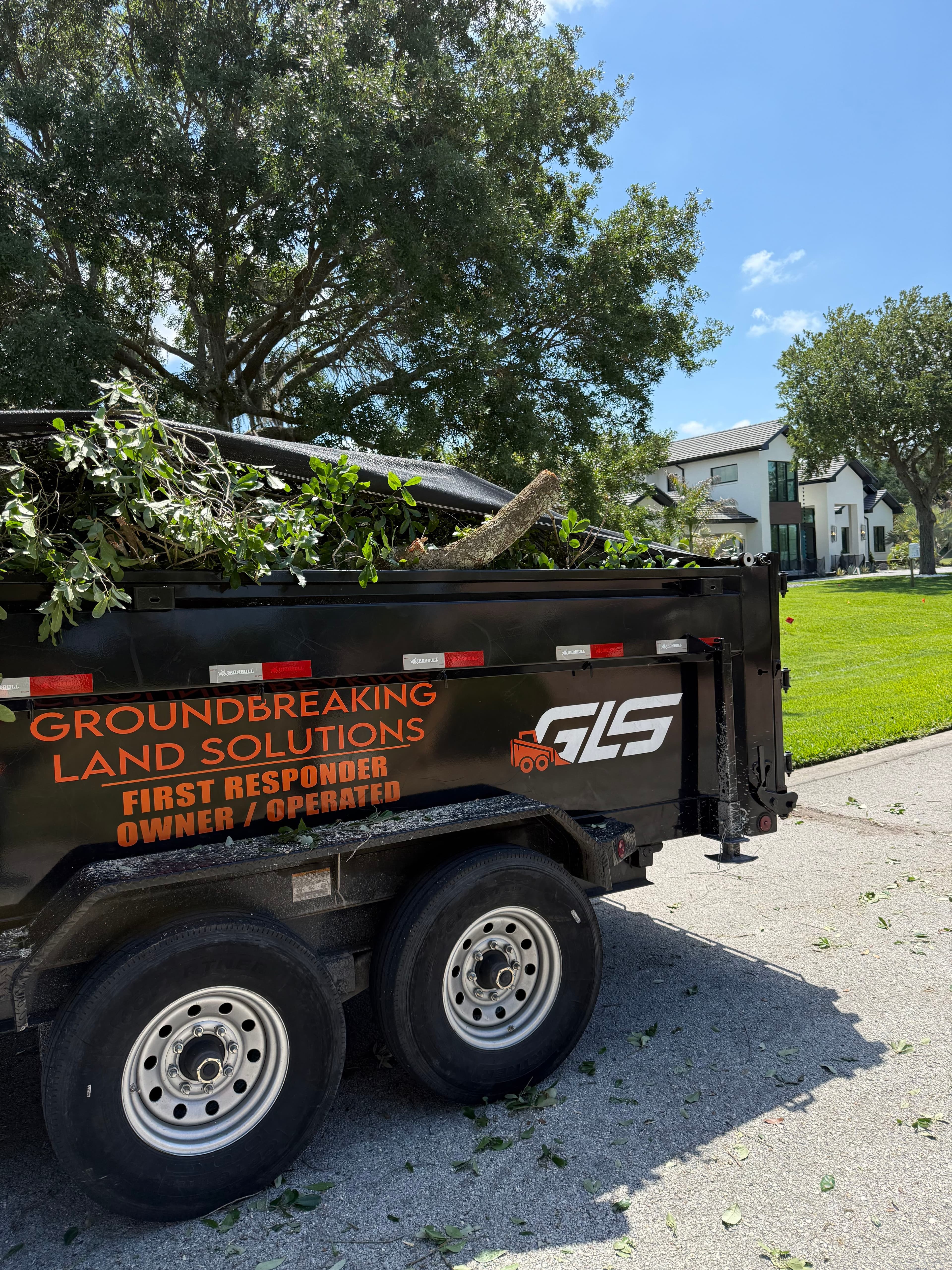 Project Overgrown Tree Line and Debris Cleanup in Odessa image