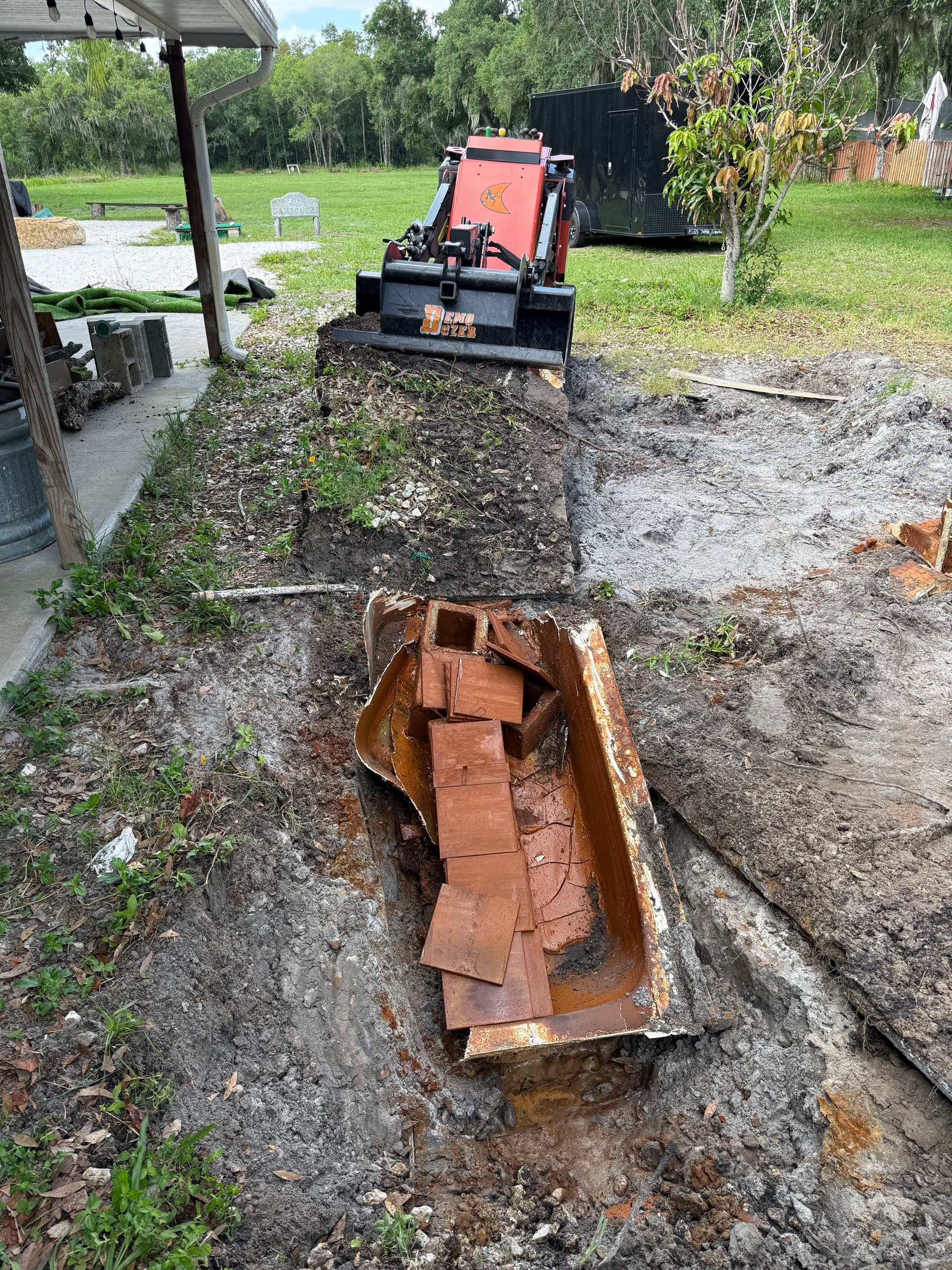 Gallery photos for Scrape and Grade Prep for Turf Install in Lutz: Image #3